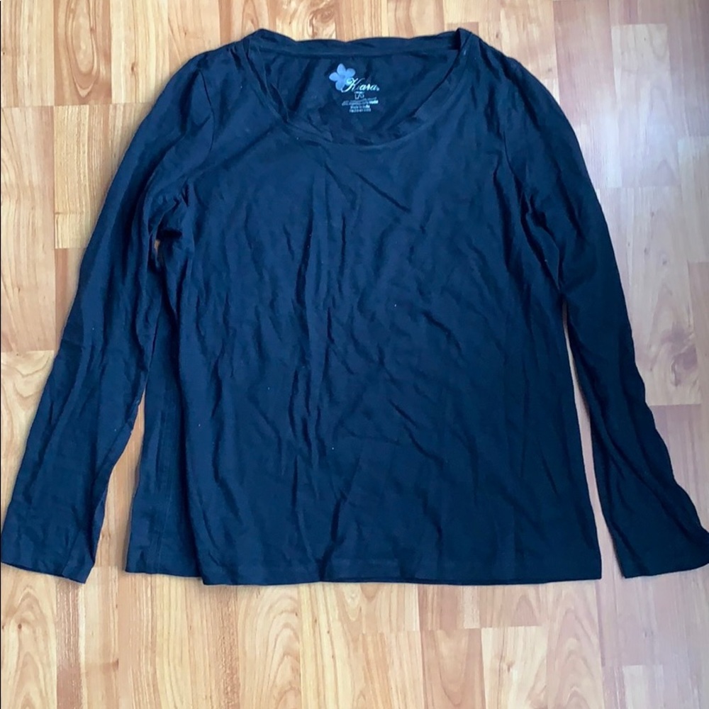 Women’s long sleeve tee